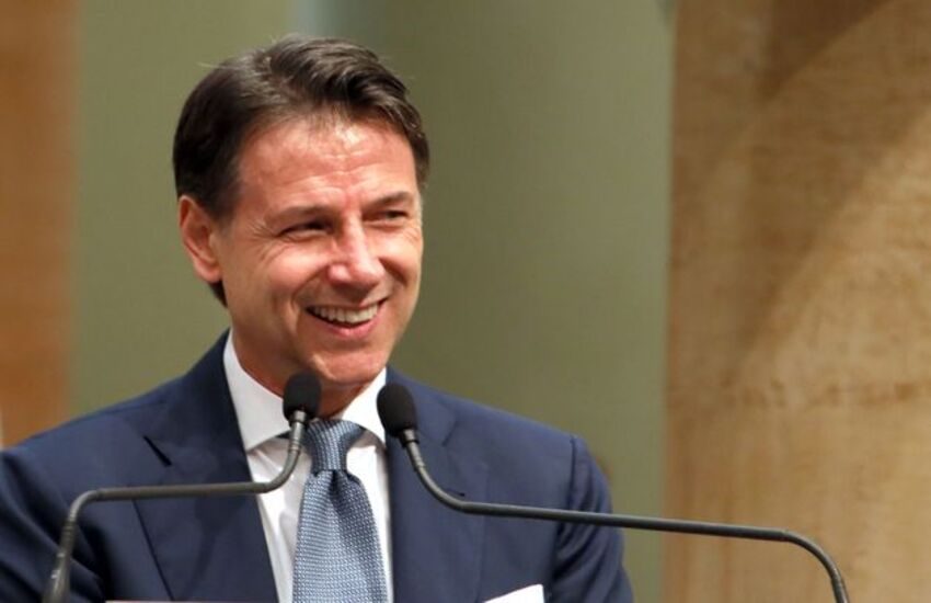Giuseppe Conte eletto presidente M5S, ‘Ce la metterò tutta per non deludervi’