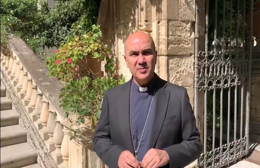 Il vescovo mons. La Placa vicino alle comunità di Giarratana e Monterosso: “Tanta bellezza è andata distrutta. Necessario affrontare l’emergenza  e ridare speranza alle famiglie e ai giovani  che hanno creduto  e continuano a credere in questo nostro splendido territorio”