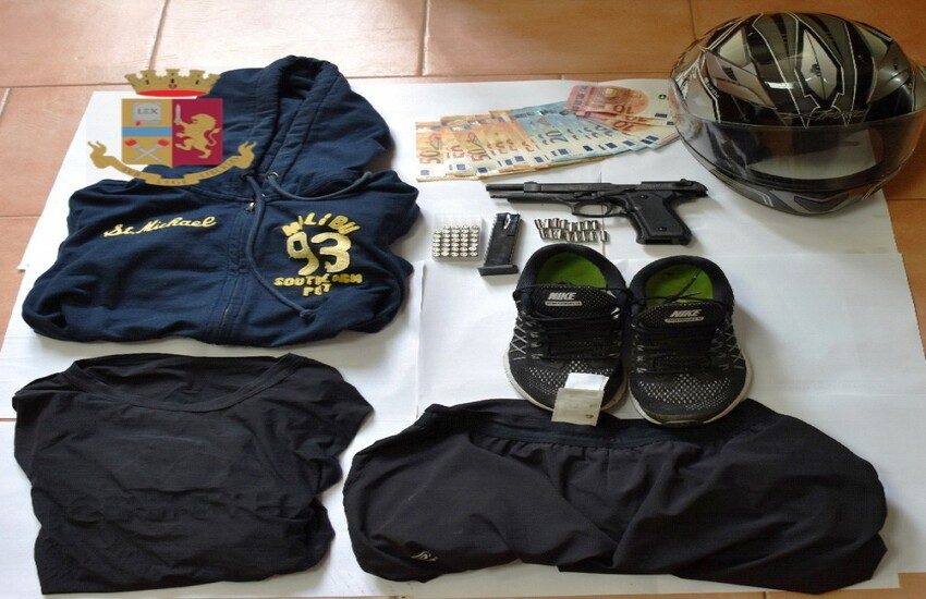 Era diventato il terrore delle farmacie a Torre Annunziata, individuato il rapinatore