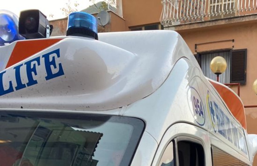 Catanzaro-Foggia, al “Ceravolo” malore per un poliziotto: le due tifoserie rimangono in silenzio per l’intero match