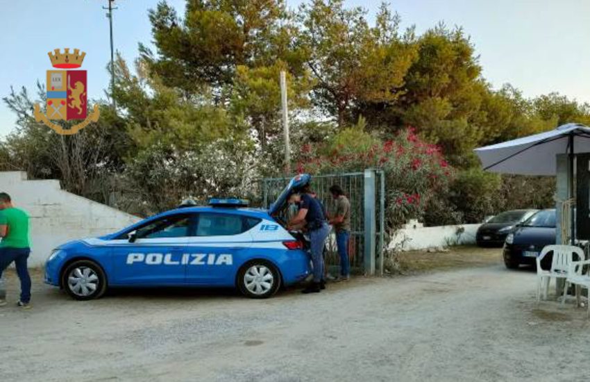 Giro di vite sui parcheggiatori abusivi. Scattano multe e Daspo per tre di loro