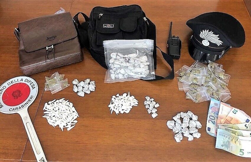 San Giovanni Galermo, già ricercato viene catturato mentre spaccia in via Capo Passero