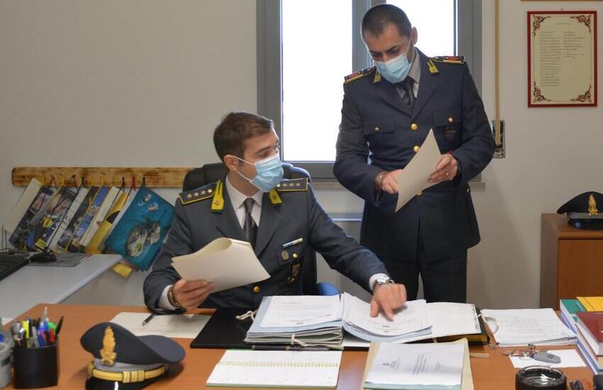 Carini, scoperti dalla guardi di finanza 3 lavoratori irregolari