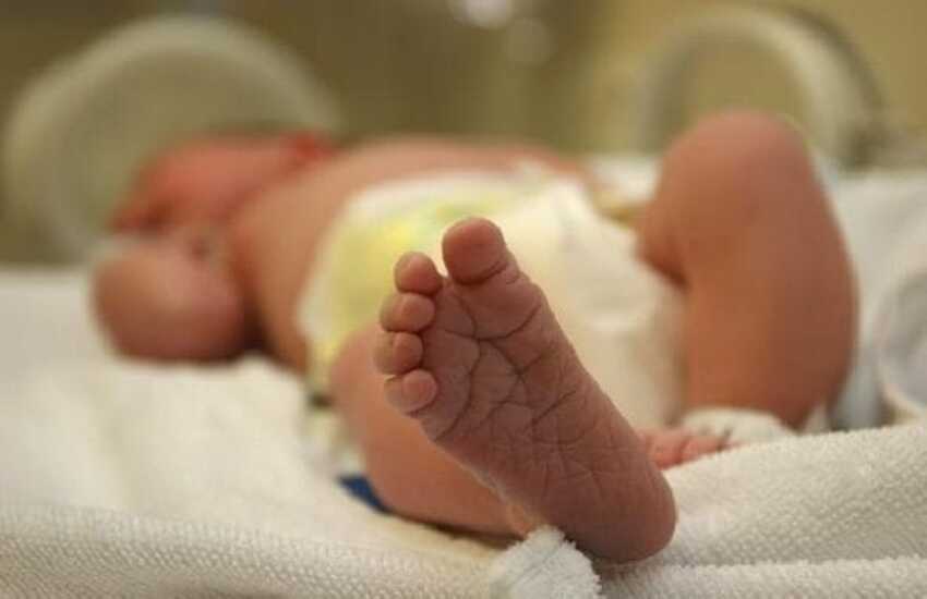 Tragedia a Soccavo, muore un neonato di 2 mesi. Aperta un’inchiesta