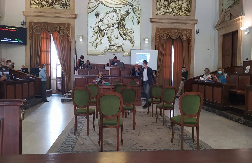 Catania, consiglio comunale: tutti favorevoli su nuove misure antiviolenza sulle donne, Sidra al centro dell’attenzione