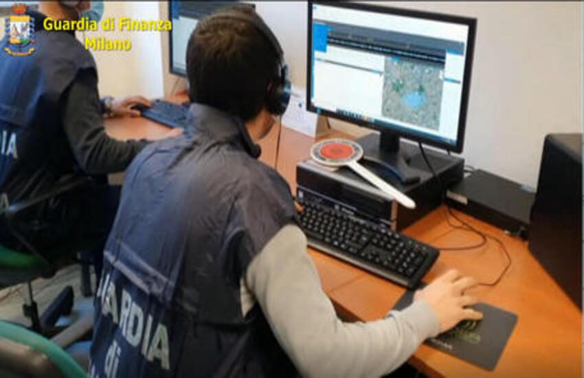 Discarica abusiva a cielo aperto: Sequestrate 25 tonnellate di rifiuti speciali pericolosi