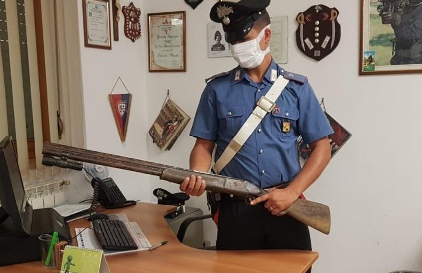 Si spara con un fucile in casa sua. Muore un pontino di 95 anni