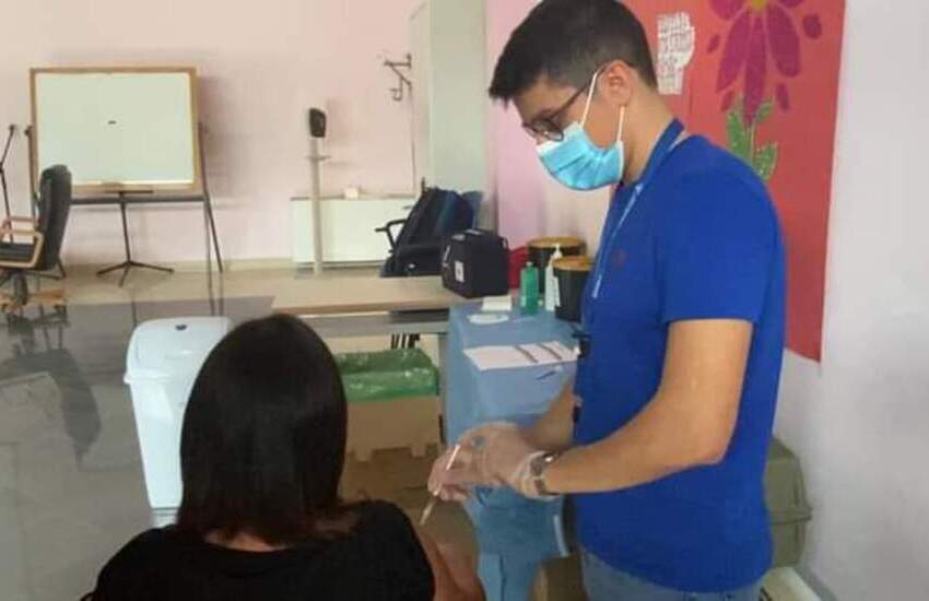 Covid, calano ancora i ricoveri a Messina. Deceduta una 82enne