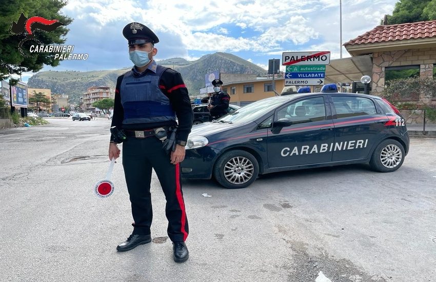 Villabate, nascondeva mezzo kg di cocaina, hashish e marijuana e uccelli protetti. Arrestato 29enne