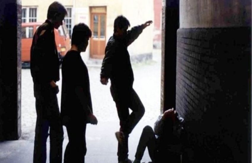 Fenomeno baby gang, aggressione a Bari vecchia: assaliti ragazzini
