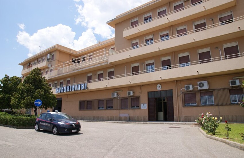 Messina, viola ripetutamente gli arresti domiciliari, scatta il carcere per un 46enne