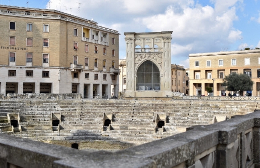 Anfiteatro Romano di Lecce, dal restauro alla proposta di referendum per ampliarne gli scavi