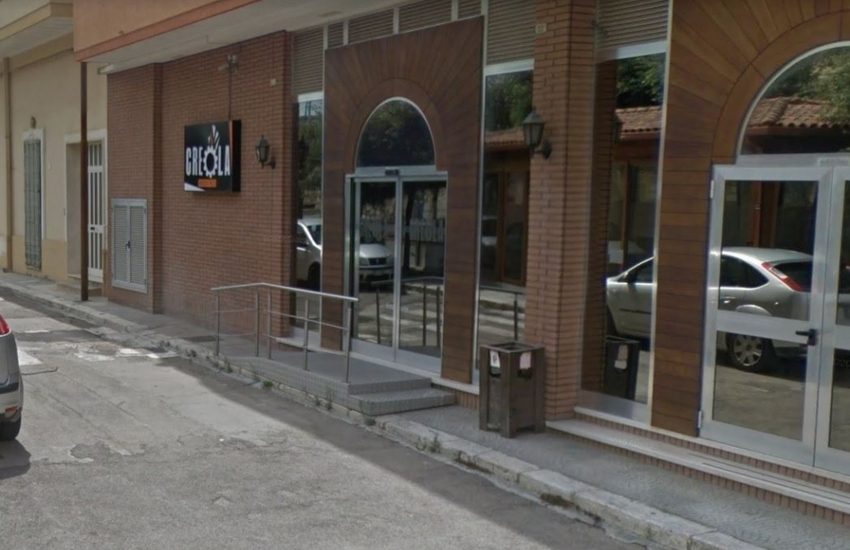 Fiamme nel Salento, danni a una pub. Si indaga sulle cause