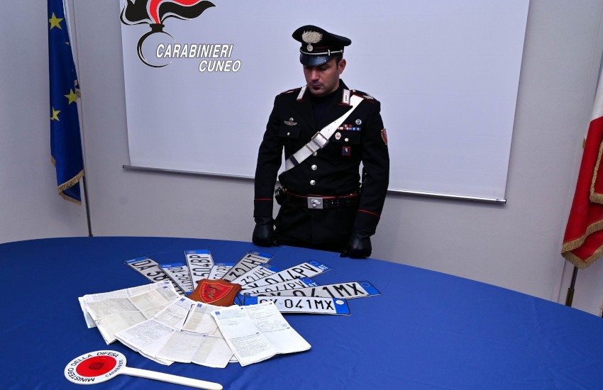 carabinieri Alba - arresto truffatore auto