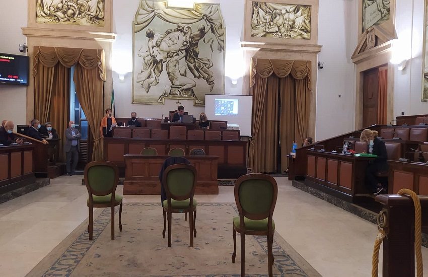 Consiglio comunale Catania, il vicesindaco Bonaccorsi presenta Bilancio di Previsione 2020-23