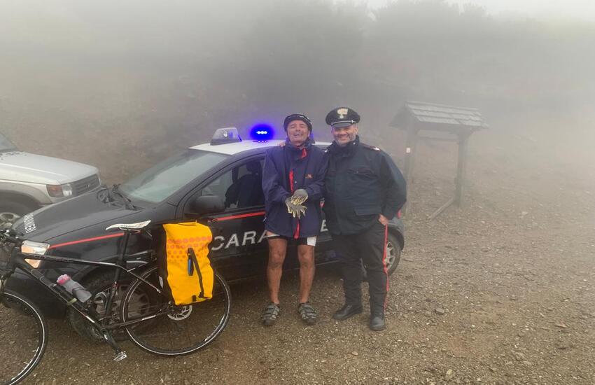 In bici da Como a Ragusa, 60enne perde orientamento. Soccorso dai Carabinieri di Messina