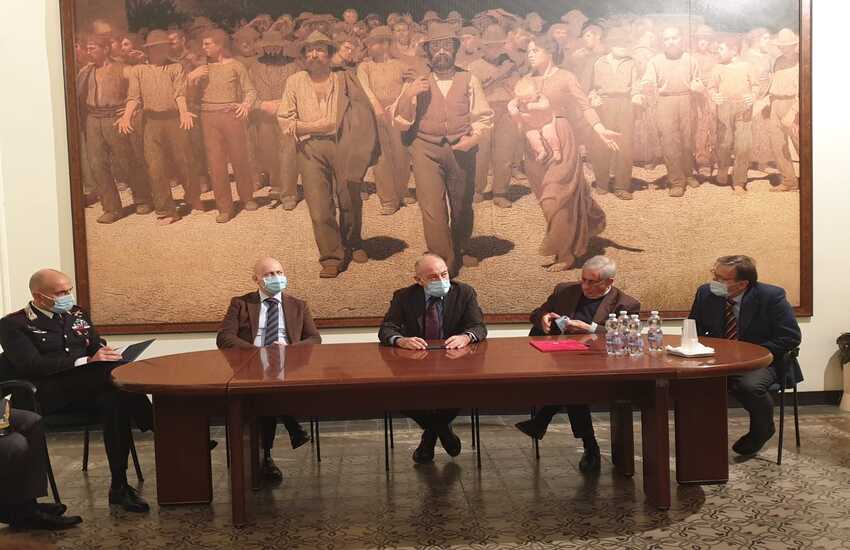 Rapina in banca. Il Prefetto Giuseppe Ranieri a Vittoria