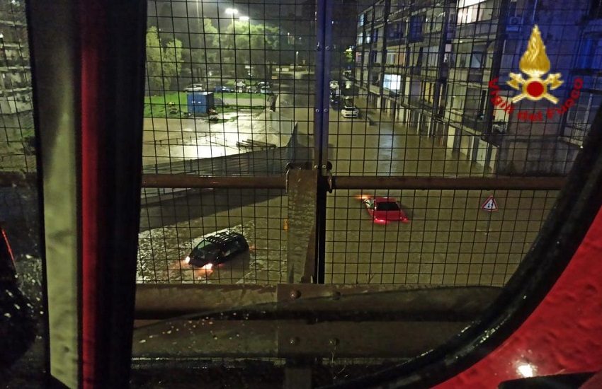 Maltempo a Catania e provincia, in corso svuotamento locale in via Giuseppe Pitrè a Monte Po’