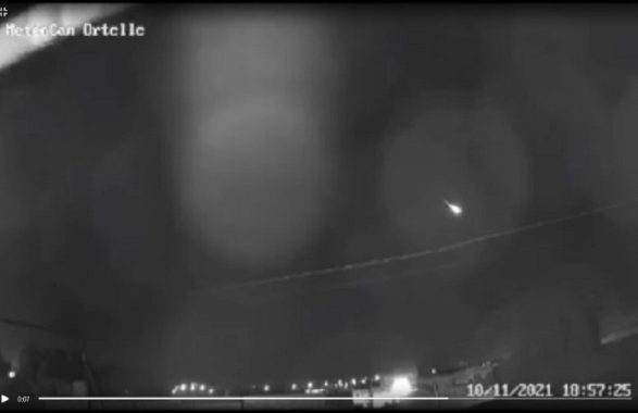 Bolide attraversa i cieli del Salento (guarda il video)