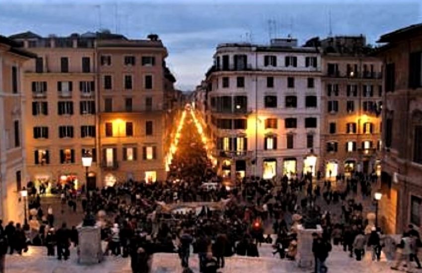 Natale a Roma: piazze e vie dello shopping transennate, più alcune chiusure