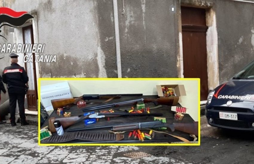 Giarre, arrestato 33enne, aveva in casa 2 fucili e centinaia di munizioni