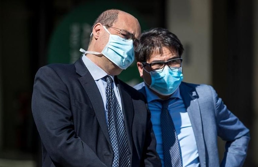 ‘Troppi i docenti non ancora vaccinati’, la dura accusa dell’assessore alla Sanità del Lazio