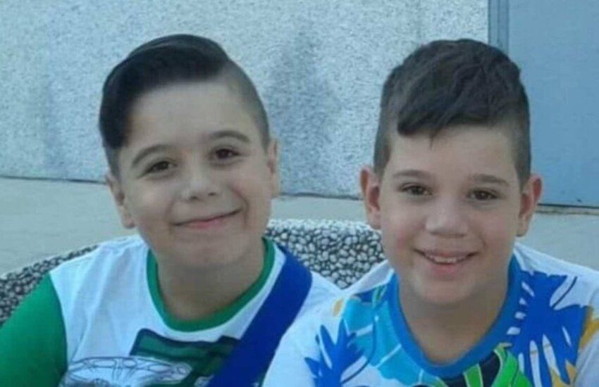 “Una vita davanti. Alessio e Simone il sogno spezzato”, il docufilm sui due inseparabili cuginetti di Vittoria. L’intervista al regista Andrea Traina