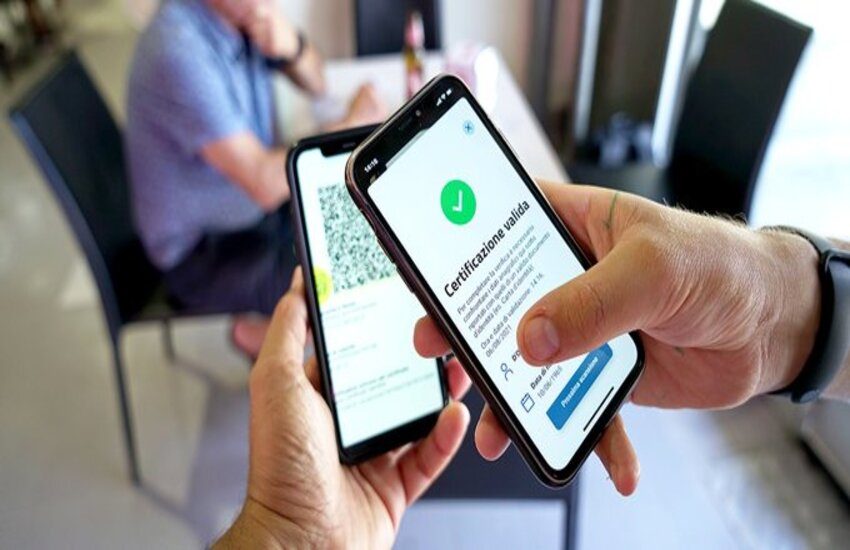 Mega green pass: come funziona, le novità del decreto Natale