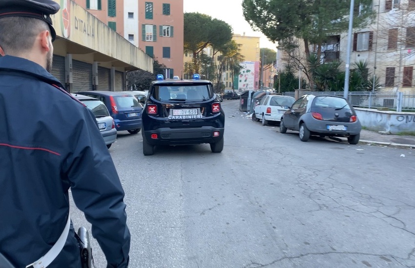 Roma, sparatoria a San Basilio: uccisa poliziotta nell’androne di un palazzo