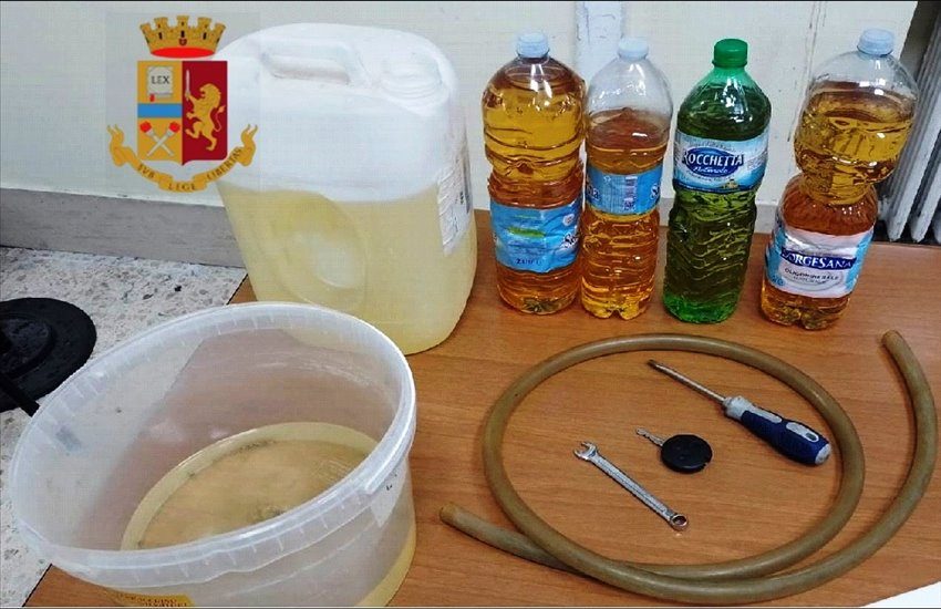 Allarme a Napoli, continuano i furti di benzina nelle auto. Sorpreso un ladro a rubare carburante a Posillipo