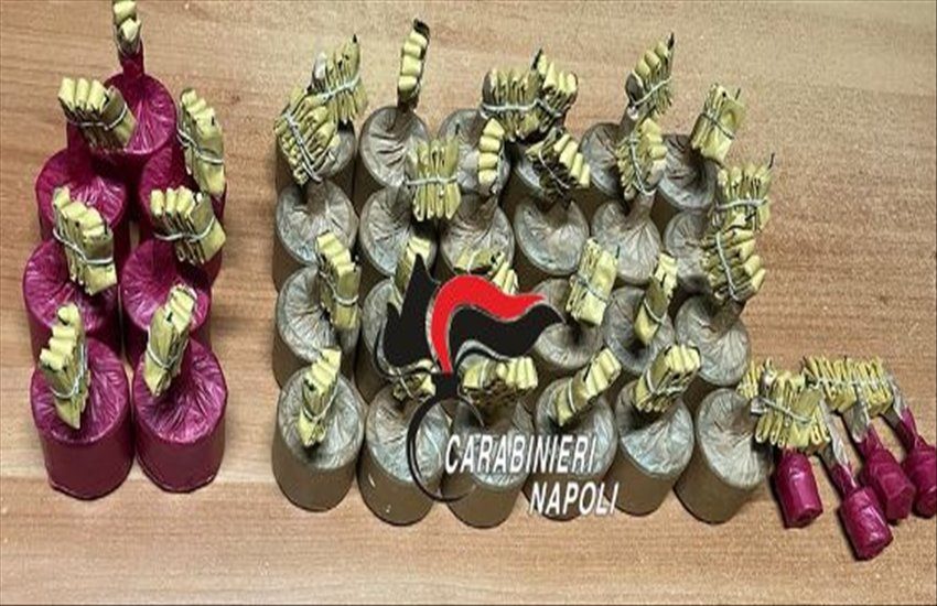 In giro per Pianura con esplosivo pirotecnico in auto, necessario l’intervento degli artificieri