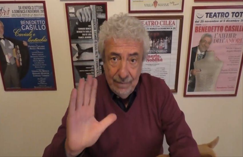 Il divertentissimo video di Benedetto Casillo: “Botti di Capodanno? Meglio ‘na botta a Natasha!”