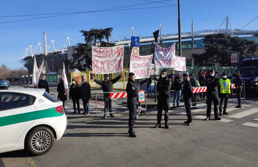 VIDEO-Arrivo pullman Bologna allo stadio Olimpico Grande Torino: Torino-Bologna
