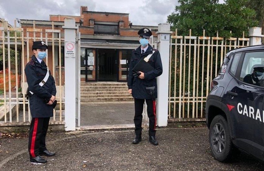 Vandali a scuola a Latina: scoperti perché postano il video sui social…