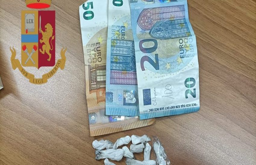 Taranto: lei spacciava per lui. Arrestata 51enne