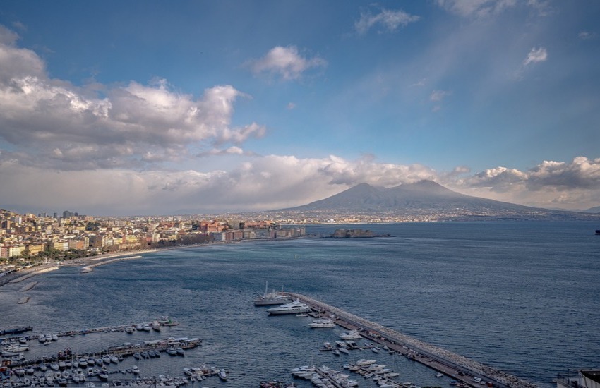 21 dicembre, oggi è il compleanno di Napoli: le vere origini della città