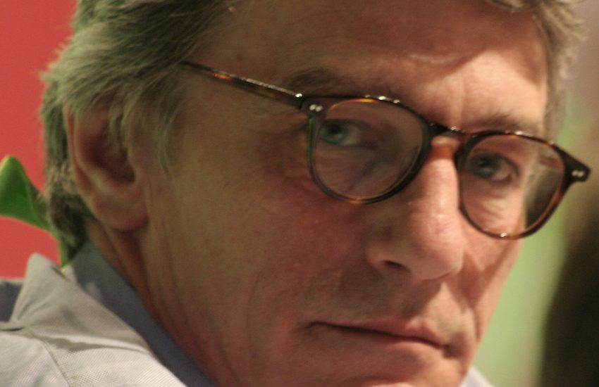 Esulta per la morte di David Sassoli. Denunciato