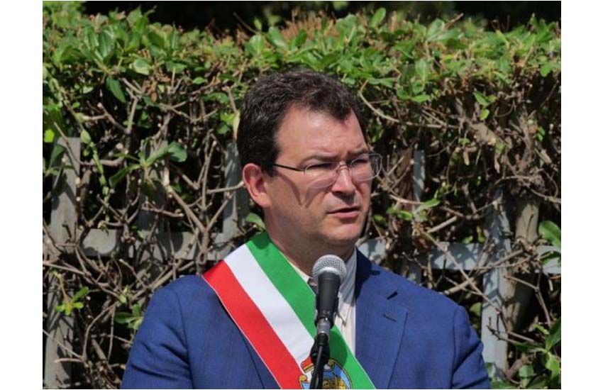 Mestre, l’assessore Boraso al funerale di Serafino Falcon, presidente associazione San Vincenzo “Taliercio”