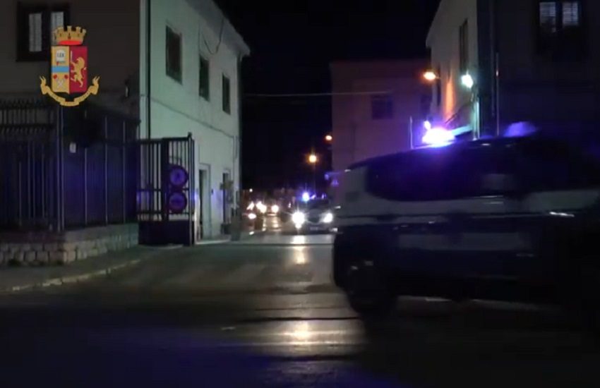 Palermo, minacce e rito vodoo a una nigeriana: in carcere 4 persone appartenenti all’associazione mafiosa Black Axe – VIDEO