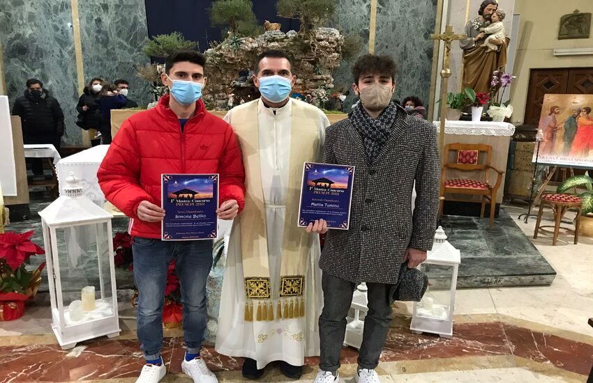 Ragusa: assegnati i premi della prima mostra-concorso sui Presepi. Vincono Bartolo Mineo di Giarratana e i giovani ragusani Mattia Tumino e Simone Bellio