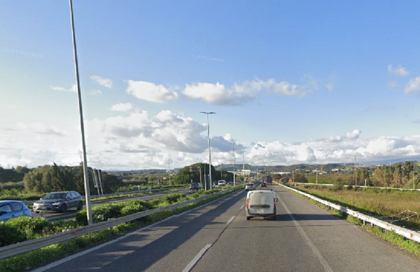 Tangenziale Catania, mezzo pesante in panne: traffico in tilt