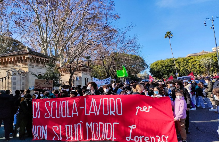 Morte Lorenzo e contraddizioni alternanza scuola-lavoro: oggi corteo studenti a Catania
