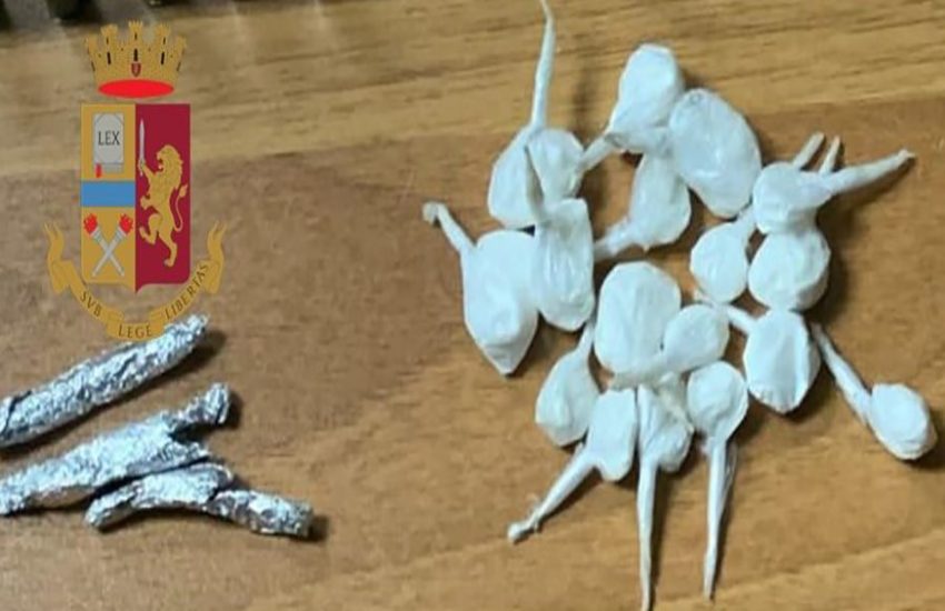 Taranto, spaccio di hashish e cocaina in nota piazza: 38enne in arrestato