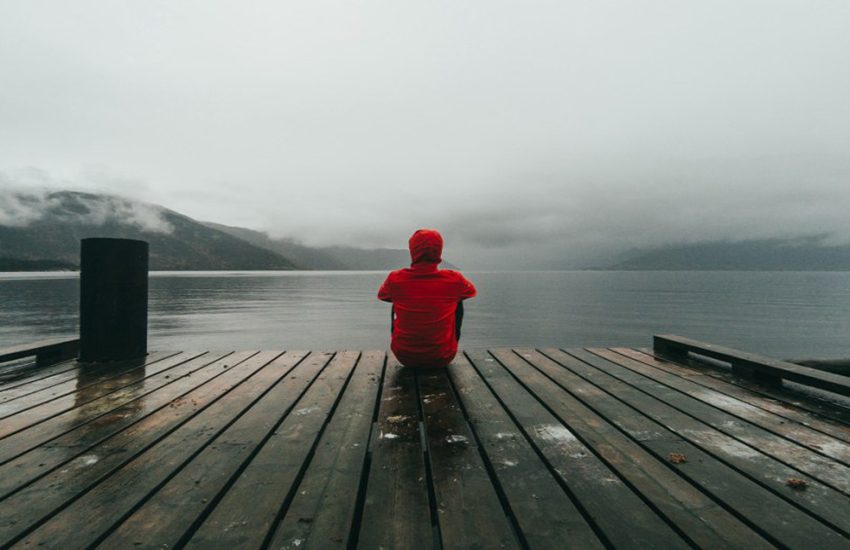 L’amicizia da adulti? Molto più difficile: studio spiega come evitare la solitudine