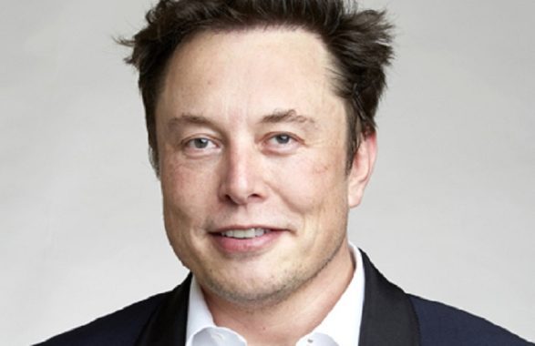 Canada: Elon Musk, dalla parte dei camionisti, paragona Trudeau a Hitler