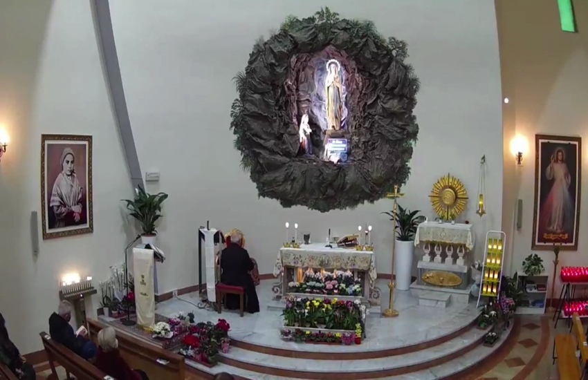 Le 15 visite alla Madonna di Lourdes: a Ragusa la preghiera a San Michele per la liberazione dal maligno