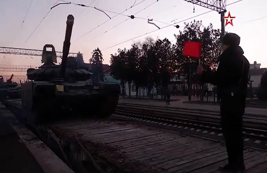 La Russia ritira la truppe dall’Ucraina, ecco il video che non convince la Nato