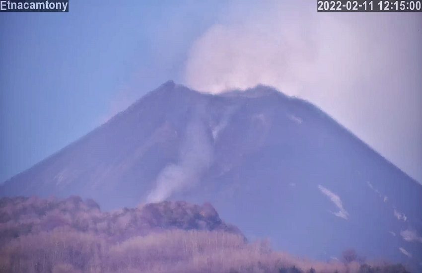 Evento eruttivo sull’Etna questa mattina, Neri (Ingv): “Fenditura nel cono piroclastico del Cratere di Sud-Est”