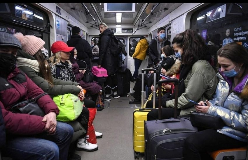 VIDEO Esclusivo. Ore 19,15. Kiev, rifugiati sotto la metropolitana si preparano a passare la notte