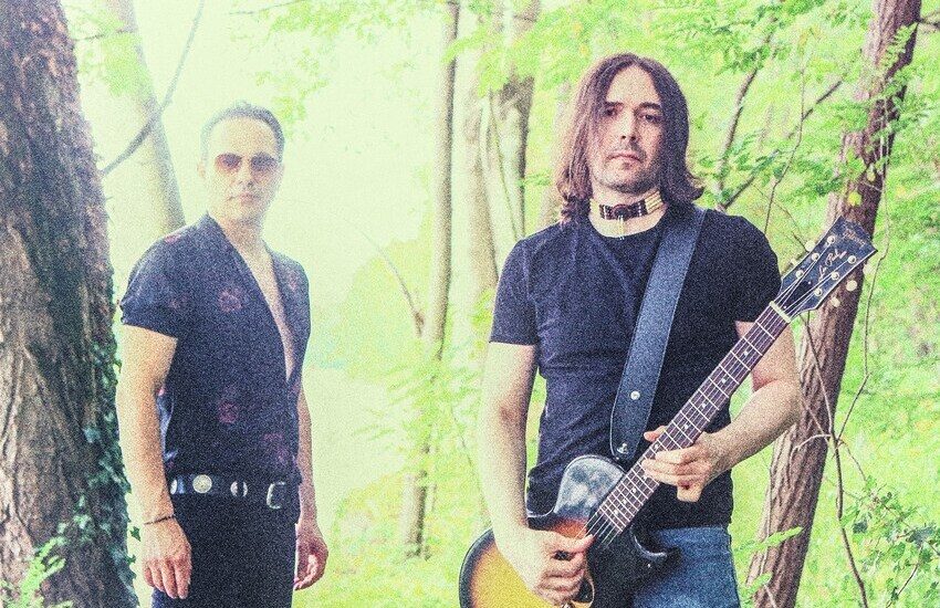 Noisebreakers, il nuovo progetto di  Vince Pàstano e Tony Farina